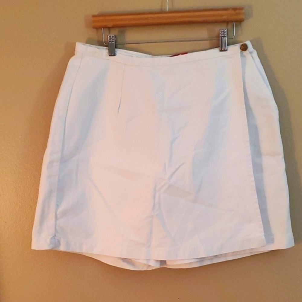 Venezia White Skort